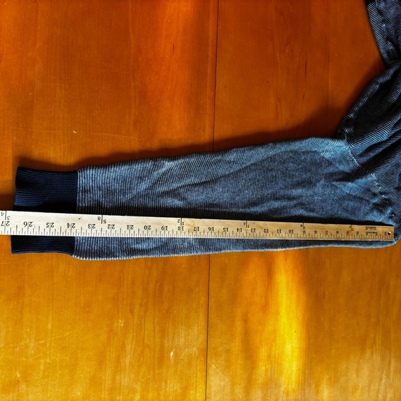 Old Navy XXL blue and white striped net pull over hoodie, hooded sweatshirt - Picture 4 of 11